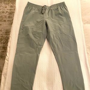Outdoor Voices | RecTrek Pants | Greenbay